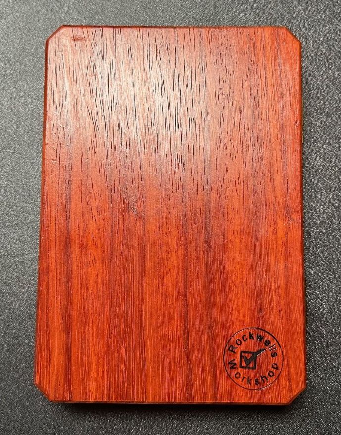 Large Clamshell Token Holder - Padauk Wood (24 Tokens) - C51