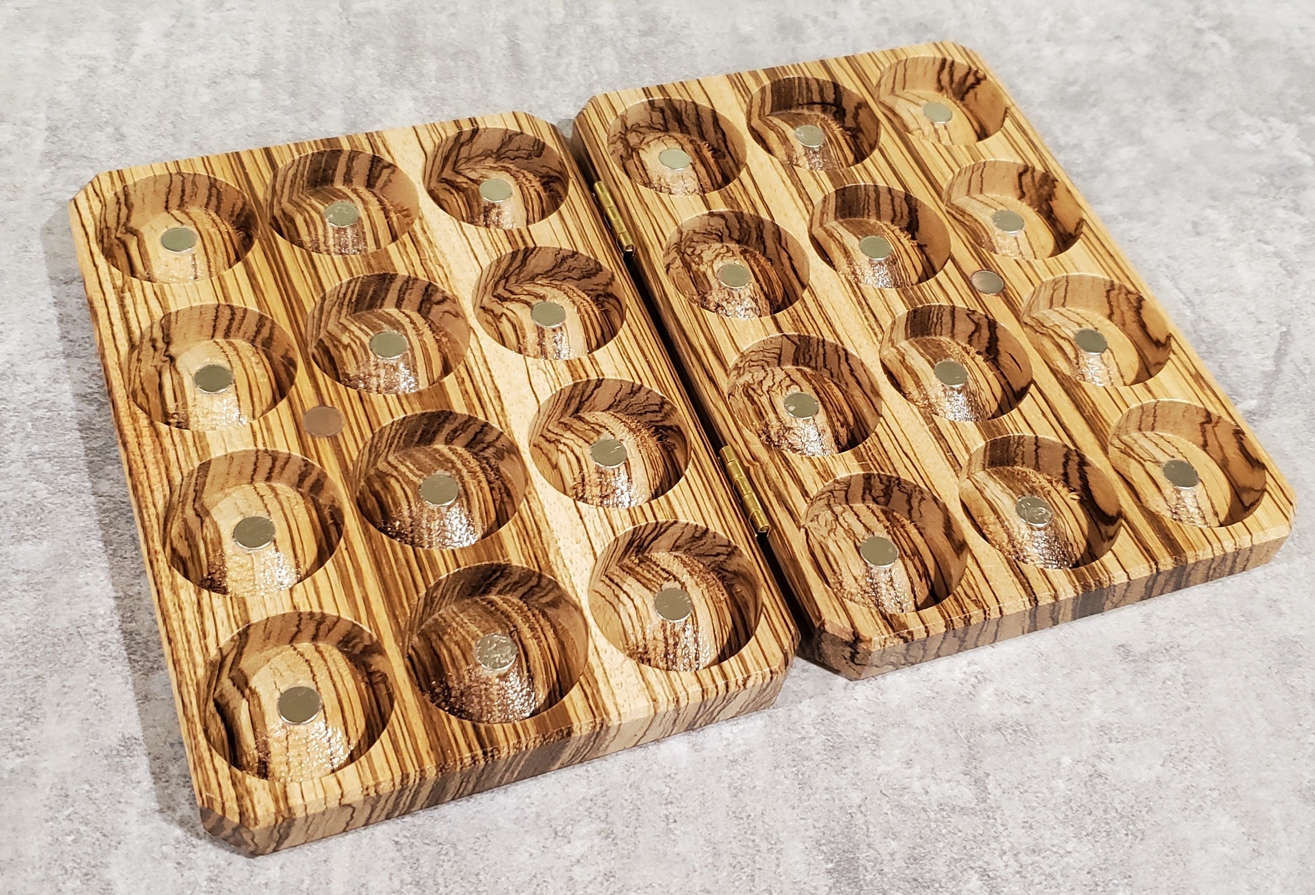 Used Large Clamshell Token Holder - Zebrawood (24 Tokens) - C51