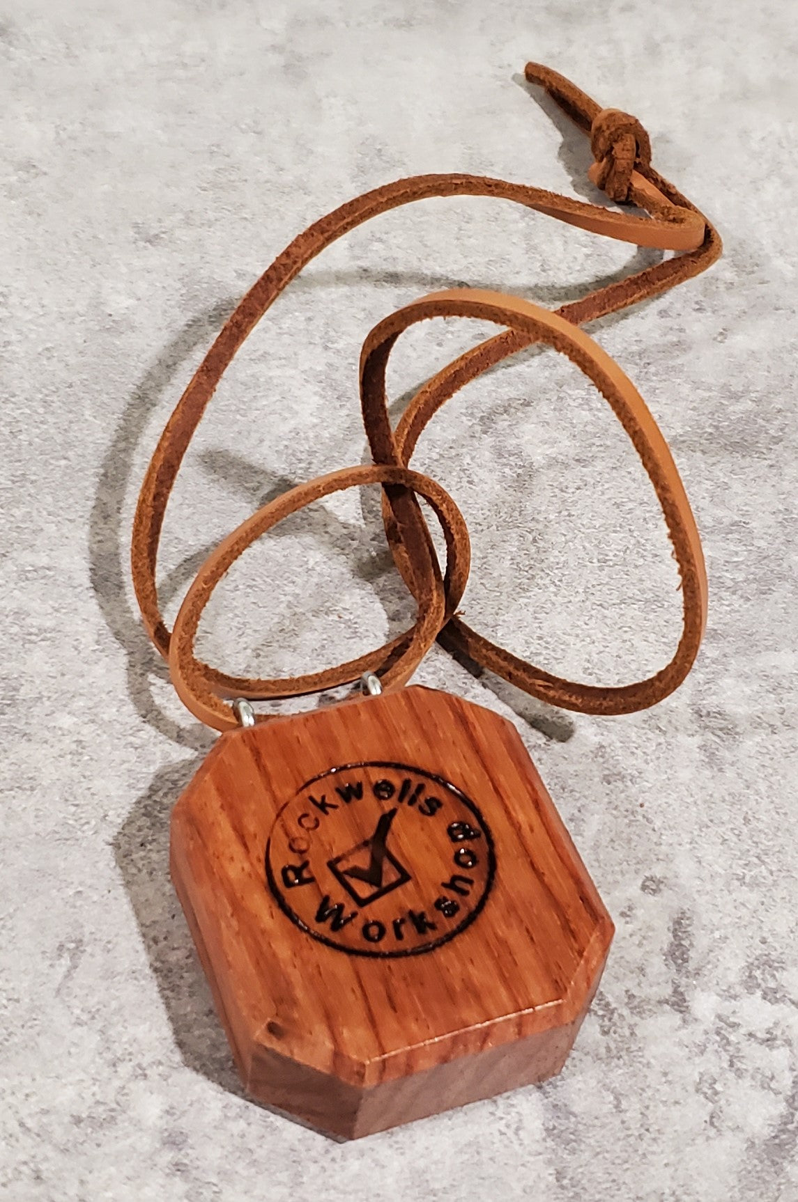 Medallion Token Holder - Padauk Wood with Leather Necklace (1 Token)