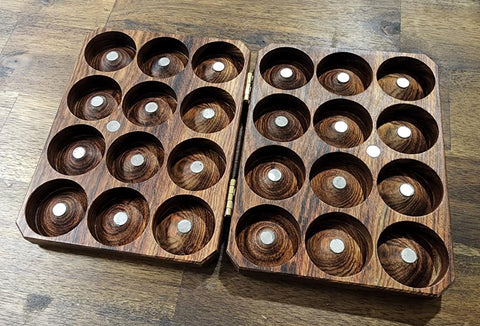 Large Clamshell Token Holder - Chechen Wood (24 Tokens)